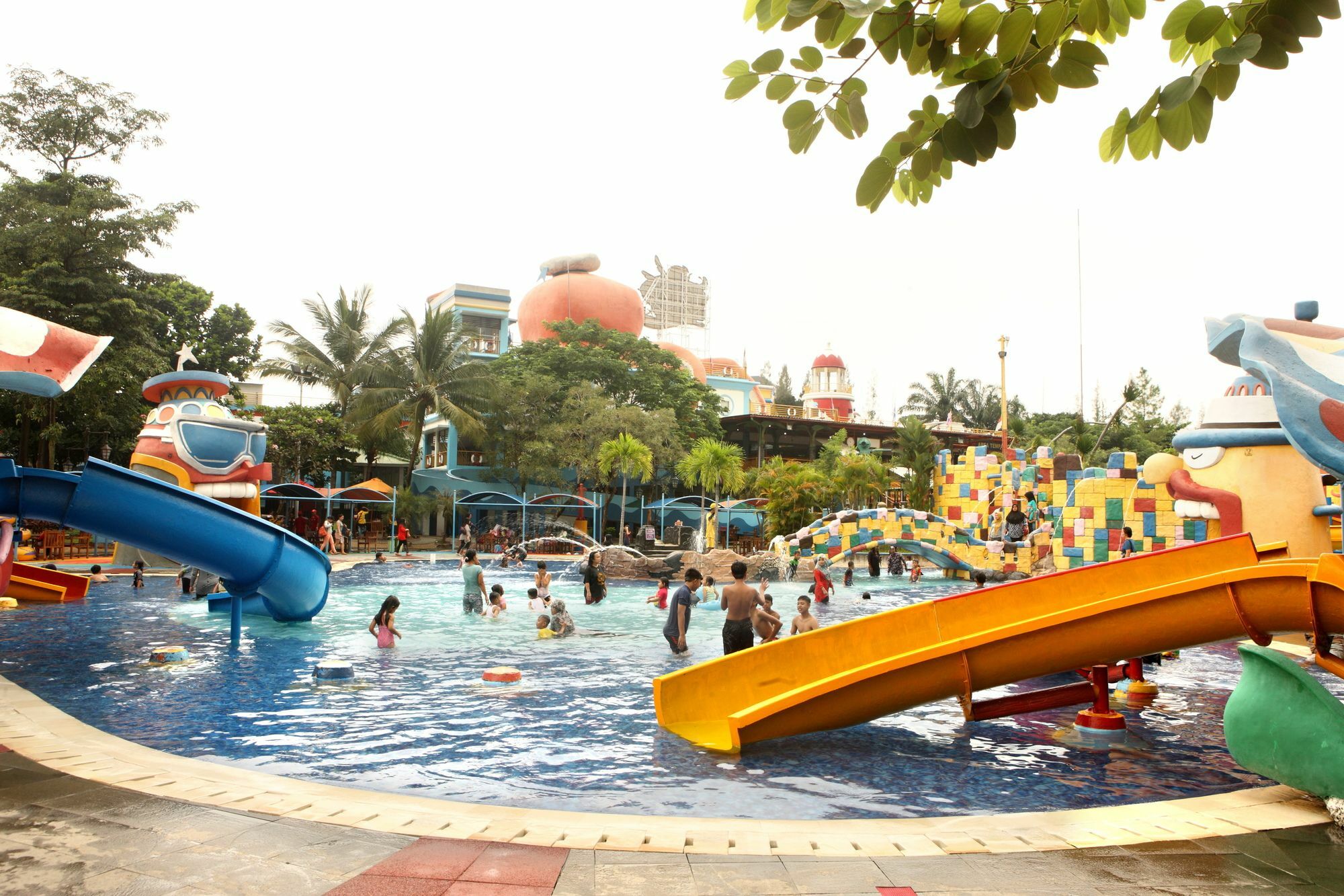 Amaris Hotel Serpong Tangerang Exterior photo