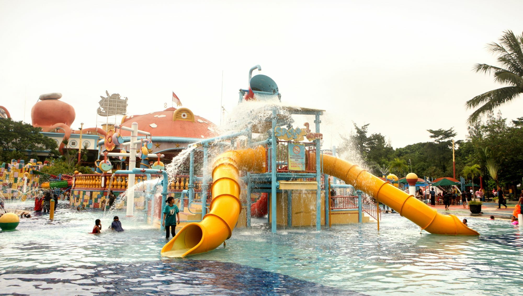 Amaris Hotel Serpong Tangerang Exterior photo
